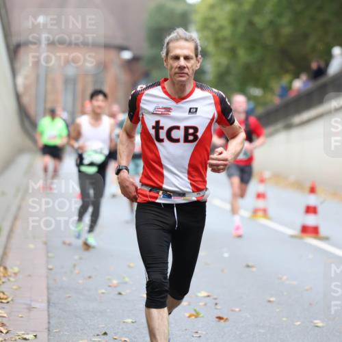 05.10.2025 - 20. swb-Marathon Bremen Michael Strokosch http://msf.ph/oto/9213835 05.10.2025 12:30:00 Laufen  meine-sportfotos.de