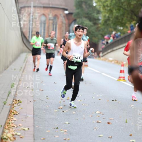 05.10.2025 - 20. swb-Marathon Bremen Michael Strokosch http://msf.ph/oto/9213837 05.10.2025 12:30:01 Laufen 7746 meine-sportfotos.de