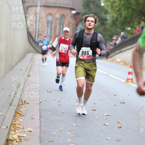 05.10.2025 - 20. swb-Marathon Bremen Michael Strokosch http://msf.ph/oto/9213859 05.10.2025 12:30:09 Laufen 1745, 965 meine-sportfotos.de