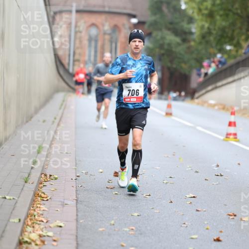05.10.2025 - 20. swb-Marathon Bremen Michael Strokosch http://msf.ph/oto/9213868 05.10.2025 12:30:17 Laufen 706 meine-sportfotos.de