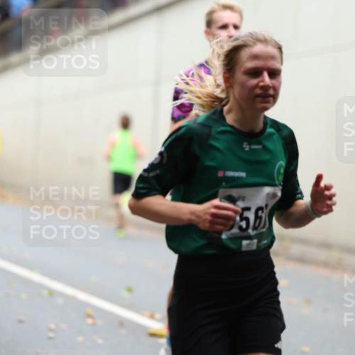05.10.2025 - 20. swb-Marathon Bremen Michael Strokosch http://msf.ph/oto/9213888 05.10.2025 12:30:27 Laufen 56 meine-sportfotos.de