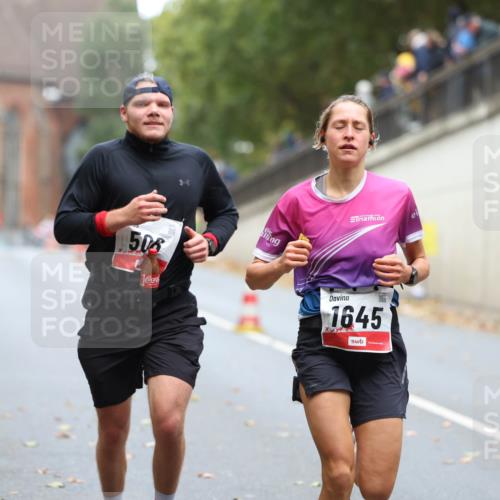 05.10.2025 - 20. swb-Marathon Bremen Michael Strokosch http://msf.ph/oto/9213911 05.10.2025 12:30:38 Laufen 506, 1645 meine-sportfotos.de