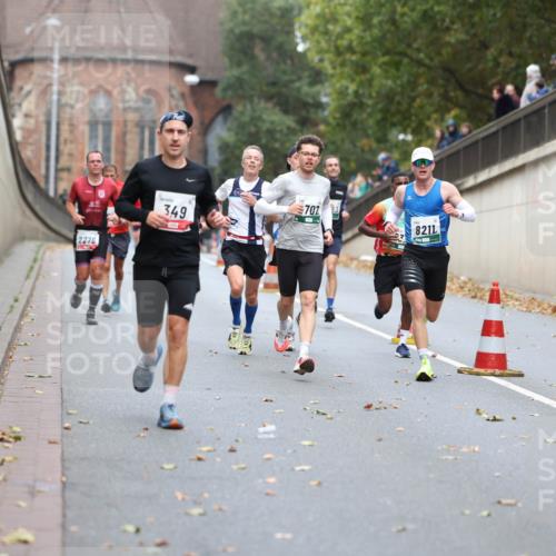 05.10.2025 - 20. swb-Marathon Bremen Michael Strokosch http://msf.ph/oto/9213925 05.10.2025 12:31:01 Laufen 2276, 349, 707, 8211, 9 meine-sportfotos.de