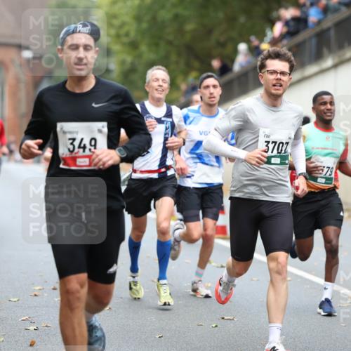 05.10.2025 - 20. swb-Marathon Bremen Michael Strokosch http://msf.ph/oto/9213932 05.10.2025 12:31:04 Laufen 349, 3707, 79, 8211 meine-sportfotos.de