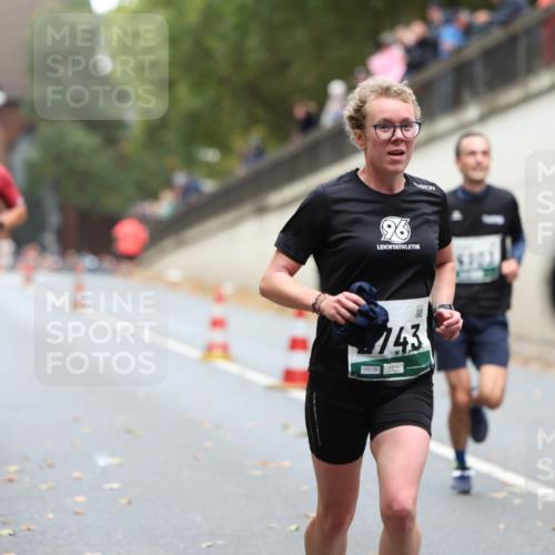 05.10.2025 - 20. swb-Marathon Bremen Michael Strokosch http://msf.ph/oto/9213935 05.10.2025 12:31:06 Laufen 96, 143, 08210 meine-sportfotos.de