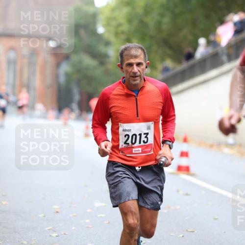 05.10.2025 - 20. swb-Marathon Bremen Michael Strokosch http://msf.ph/oto/9213942 05.10.2025 12:31:09 Laufen 2013, 2276 meine-sportfotos.de