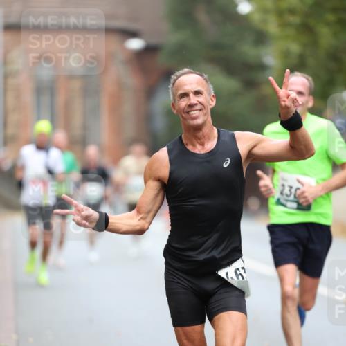 05.10.2025 - 20. swb-Marathon Bremen Michael Strokosch http://msf.ph/oto/9213979 05.10.2025 12:31:44 Laufen 67, 230 meine-sportfotos.de
