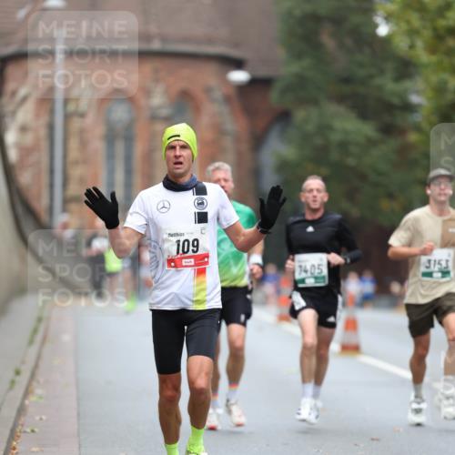05.10.2025 - 20. swb-Marathon Bremen Michael Strokosch http://msf.ph/oto/9213986 05.10.2025 12:31:48 Laufen 140, 109, 7405, 3153 meine-sportfotos.de