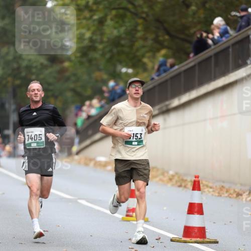 05.10.2025 - 20. swb-Marathon Bremen Michael Strokosch http://msf.ph/oto/9213987 05.10.2025 12:31:49 Laufen 7405, 153 meine-sportfotos.de