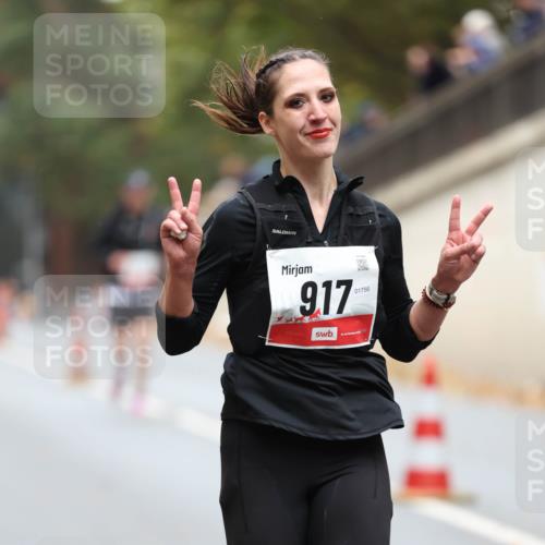 05.10.2025 - 20. swb-Marathon Bremen Michael Strokosch http://msf.ph/oto/9214010 05.10.2025 12:32:05 Laufen 9, 17, 01756 meine-sportfotos.de