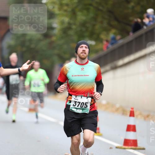 05.10.2025 - 20. swb-Marathon Bremen Michael Strokosch http://msf.ph/oto/9214073 05.10.2025 12:32:24 Laufen 20, 3705 meine-sportfotos.de