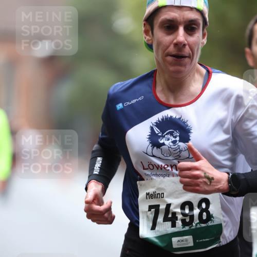 05.10.2025 - 20. swb-Marathon Bremen Michael Strokosch http://msf.ph/oto/9214101 05.10.2025 12:32:31 Laufen 7498, 20 meine-sportfotos.de