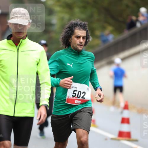 05.10.2025 - 20. swb-Marathon Bremen Michael Strokosch http://msf.ph/oto/9214103 05.10.2025 12:32:36 Laufen 502 meine-sportfotos.de