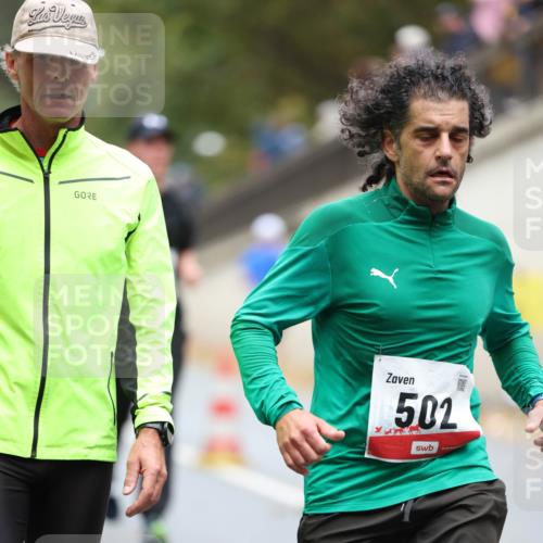05.10.2025 - 20. swb-Marathon Bremen Michael Strokosch http://msf.ph/oto/9214111 05.10.2025 12:32:37 Laufen 502 meine-sportfotos.de