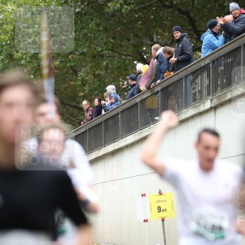 05.10.2025 - 20. swb-Marathon Bremen Michael Strokosch http://msf.ph/oto/9214132 05.10.2025 12:32:47 Laufen 9 meine-sportfotos.de