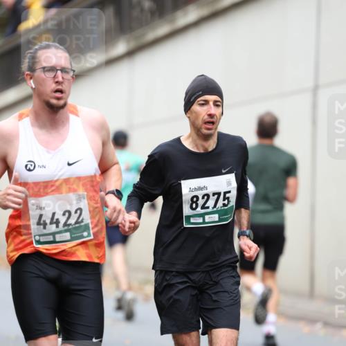 05.10.2025 - 20. swb-Marathon Bremen Michael Strokosch http://msf.ph/oto/9214180 05.10.2025 12:33:07 Laufen 4422, 07834, 08657, 8275 meine-sportfotos.de