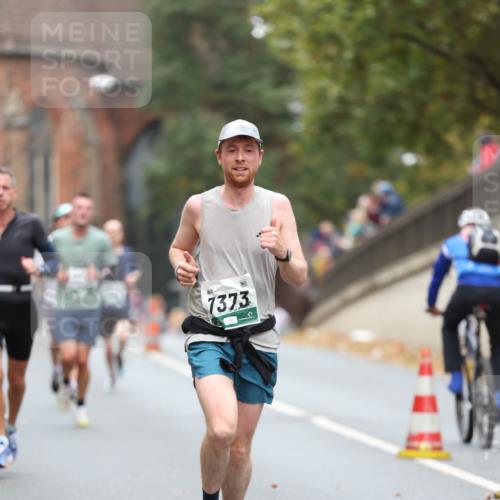 05.10.2025 - 20. swb-Marathon Bremen Michael Strokosch http://msf.ph/oto/9214187 05.10.2025 12:33:10 Laufen 7373 meine-sportfotos.de