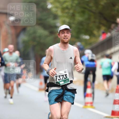 05.10.2025 - 20. swb-Marathon Bremen Michael Strokosch http://msf.ph/oto/9214192 05.10.2025 12:33:11 Laufen 7373 meine-sportfotos.de