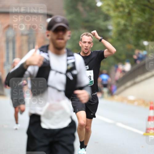 05.10.2025 - 20. swb-Marathon Bremen Michael Strokosch http://msf.ph/oto/9214242 05.10.2025 12:33:32 Laufen 9, 16 meine-sportfotos.de