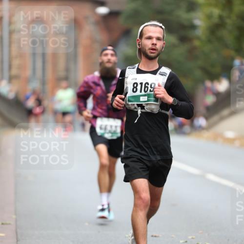 05.10.2025 - 20. swb-Marathon Bremen Michael Strokosch http://msf.ph/oto/9214245 05.10.2025 12:33:36 Laufen 8169 meine-sportfotos.de