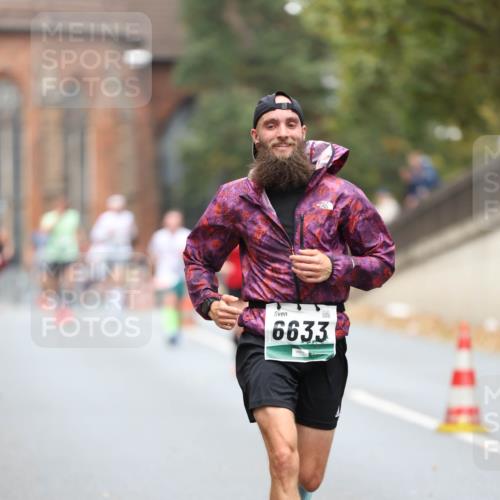 05.10.2025 - 20. swb-Marathon Bremen Michael Strokosch http://msf.ph/oto/9214250 05.10.2025 12:33:37 Laufen 6633 meine-sportfotos.de