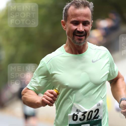 05.10.2025 - 20. swb-Marathon Bremen Michael Strokosch http://msf.ph/oto/9214265 05.10.2025 12:33:51 Laufen 6302, 20 meine-sportfotos.de