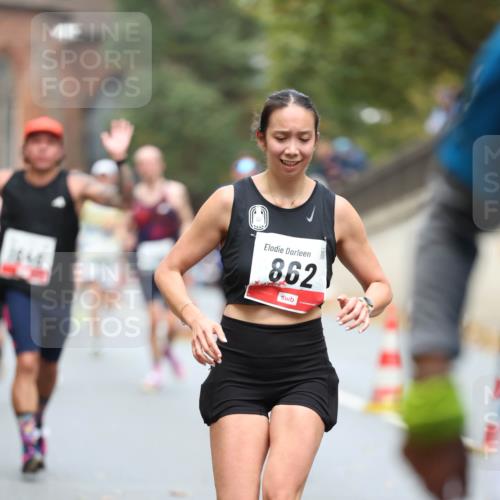 05.10.2025 - 20. swb-Marathon Bremen Michael Strokosch http://msf.ph/oto/9214288 05.10.2025 12:34:06 Laufen 862 meine-sportfotos.de