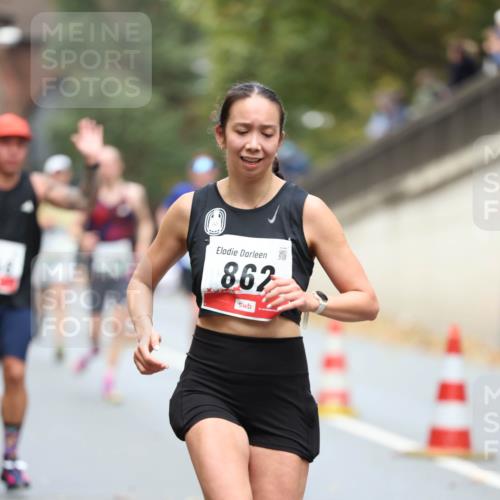 05.10.2025 - 20. swb-Marathon Bremen Michael Strokosch http://msf.ph/oto/9214289 05.10.2025 12:34:06 Laufen 862 meine-sportfotos.de