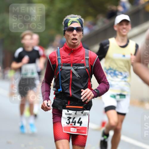 05.10.2025 - 20. swb-Marathon Bremen Michael Strokosch http://msf.ph/oto/9214301 05.10.2025 12:34:12 Laufen 344 meine-sportfotos.de