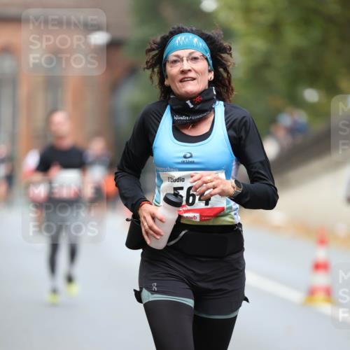 05.10.2025 - 20. swb-Marathon Bremen Michael Strokosch http://msf.ph/oto/9214322 05.10.2025 12:34:23 Laufen 564 meine-sportfotos.de
