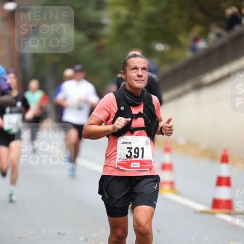 05.10.2025 - 20. swb-Marathon Bremen Michael Strokosch http://msf.ph/oto/9214331 05.10.2025 12:34:32 Laufen 391 meine-sportfotos.de