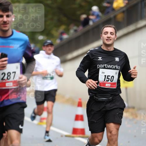 05.10.2025 - 20. swb-Marathon Bremen Michael Strokosch http://msf.ph/oto/9214338 05.10.2025 12:34:35 Laufen 287, 150 meine-sportfotos.de