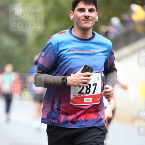 05.10.2025 - 20. swb-Marathon Bremen Michael Strokosch http://msf.ph/oto/9214339 05.10.2025 12:34:36 Laufen 024, 19, 65, 287 meine-sportfotos.de