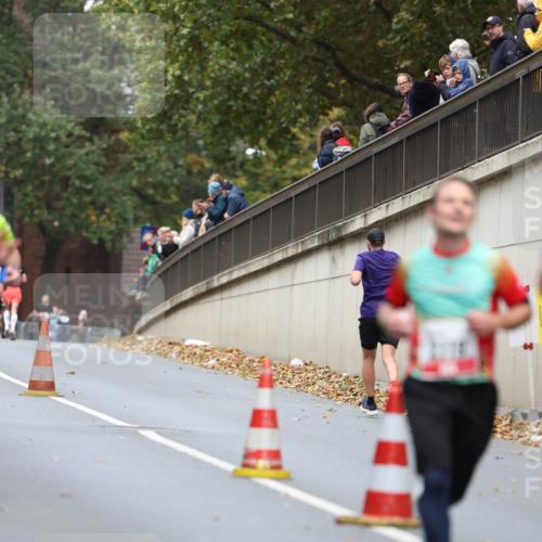 05.10.2025 - 20. swb-Marathon Bremen Michael Strokosch http://msf.ph/oto/9214347 05.10.2025 12:34:42 Laufen  meine-sportfotos.de