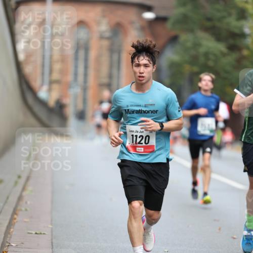05.10.2025 - 20. swb-Marathon Bremen Michael Strokosch http://msf.ph/oto/9214417 05.10.2025 12:35:34 Laufen 2024, 1120 meine-sportfotos.de