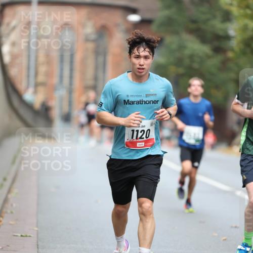 05.10.2025 - 20. swb-Marathon Bremen Michael Strokosch http://msf.ph/oto/9214418 05.10.2025 12:35:34 Laufen 2024, 1120 meine-sportfotos.de