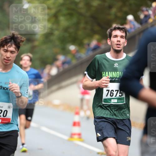 05.10.2025 - 20. swb-Marathon Bremen Michael Strokosch http://msf.ph/oto/9214420 05.10.2025 12:35:35 Laufen 20, 7675, 50 meine-sportfotos.de