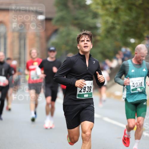 05.10.2025 - 20. swb-Marathon Bremen Michael Strokosch http://msf.ph/oto/9214459 05.10.2025 12:36:02 Laufen 2939, 7, 5918 meine-sportfotos.de