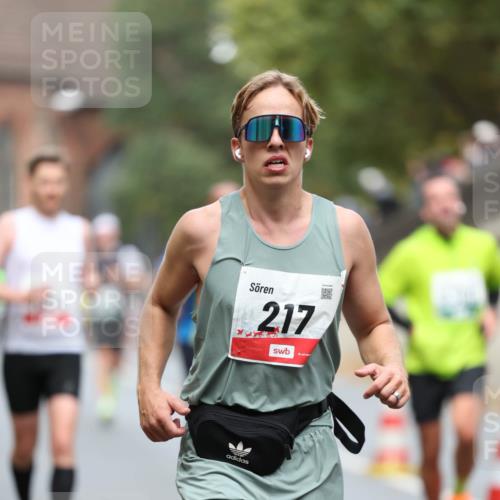 05.10.2025 - 20. swb-Marathon Bremen Michael Strokosch http://msf.ph/oto/9214488 05.10.2025 12:36:18 Laufen 217 meine-sportfotos.de