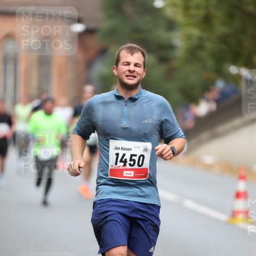 05.10.2025 - 20. swb-Marathon Bremen Michael Strokosch http://msf.ph/oto/9214507 05.10.2025 12:36:31 Laufen 01227, 1450 meine-sportfotos.de
