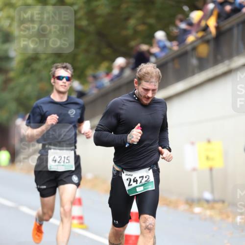 05.10.2025 - 20. swb-Marathon Bremen Michael Strokosch http://msf.ph/oto/9214511 05.10.2025 12:36:35 Laufen 4215, 2472 meine-sportfotos.de