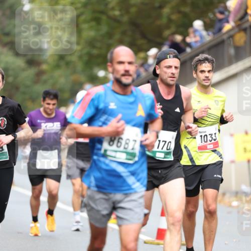 05.10.2025 - 20. swb-Marathon Bremen Michael Strokosch http://msf.ph/oto/9214535 05.10.2025 12:36:47 Laufen 8687, 170, 1033 meine-sportfotos.de