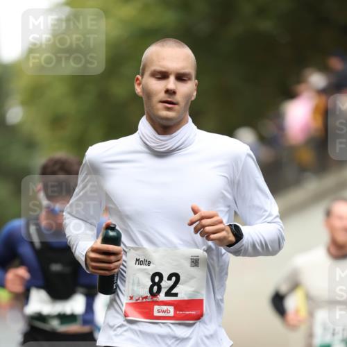 05.10.2025 - 20. swb-Marathon Bremen Michael Strokosch http://msf.ph/oto/9214553 05.10.2025 12:36:55 Laufen 82 meine-sportfotos.de