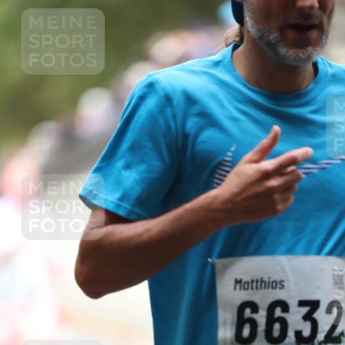 05.10.2025 - 20. swb-Marathon Bremen Michael Strokosch http://msf.ph/oto/9214571 05.10.2025 12:37:05 Laufen 6632, 9 meine-sportfotos.de