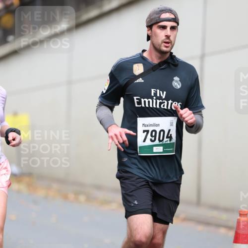 05.10.2025 - 20. swb-Marathon Bremen Michael Strokosch http://msf.ph/oto/9214572 05.10.2025 12:37:06 Laufen 7904 meine-sportfotos.de