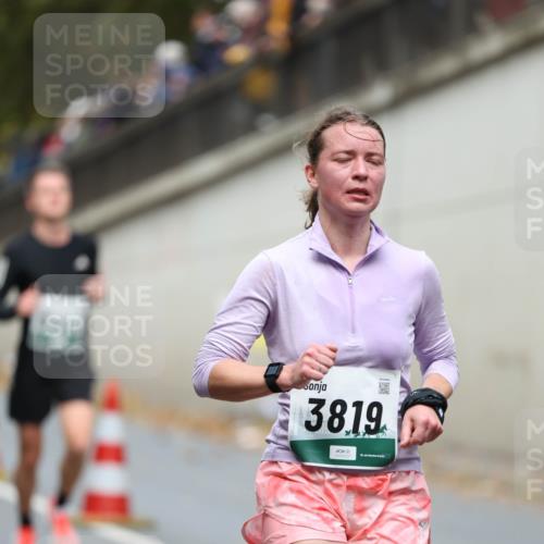 05.10.2025 - 20. swb-Marathon Bremen Michael Strokosch http://msf.ph/oto/9214573 05.10.2025 12:37:06 Laufen 38, 19 meine-sportfotos.de