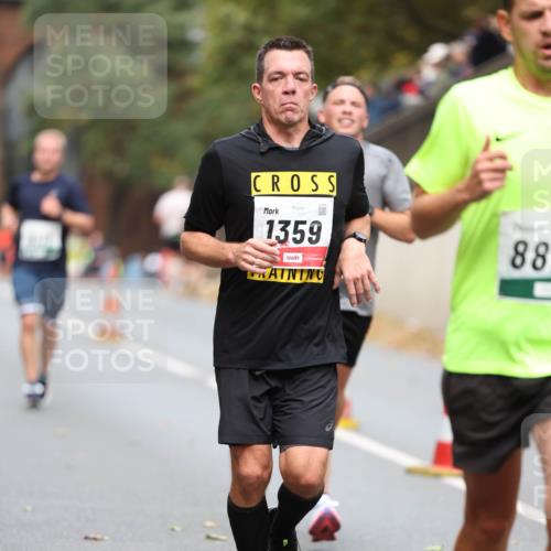 05.10.2025 - 20. swb-Marathon Bremen Michael Strokosch http://msf.ph/oto/9214577 05.10.2025 12:37:08 Laufen 01377, 1359, 88 meine-sportfotos.de