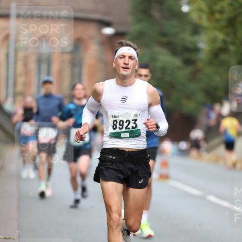 05.10.2025 - 20. swb-Marathon Bremen Michael Strokosch http://msf.ph/oto/9214596 05.10.2025 12:37:20 Laufen 8923 meine-sportfotos.de