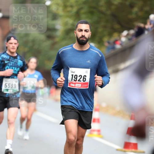 05.10.2025 - 20. swb-Marathon Bremen Michael Strokosch http://msf.ph/oto/9214598 05.10.2025 12:37:22 Laufen 5599, 1926, 01150 meine-sportfotos.de