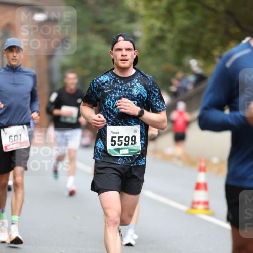05.10.2025 - 20. swb-Marathon Bremen Michael Strokosch http://msf.ph/oto/9214601 05.10.2025 12:37:24 Laufen 601, 5599 meine-sportfotos.de
